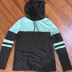 SHEIN Women’s Hoodie Size Small -‎ NEW